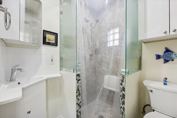 $1,300,000 | 3009 McElroy Drive, Austin, TX 78757