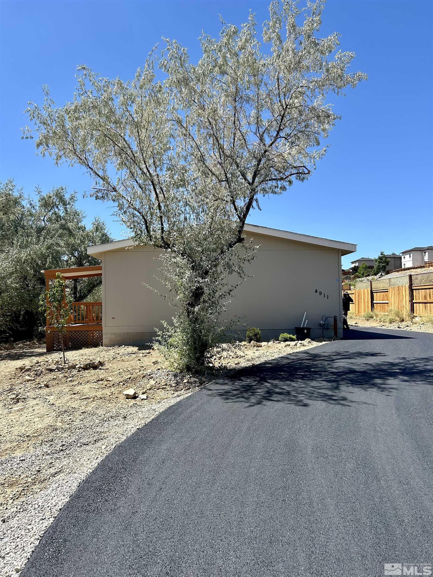 4911 Carson Lane Reno, NV 89506 - Photo 4 of 23 Photo 4