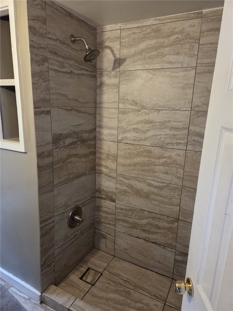 236 State Street Bristol, RI 02809 - Photo 10 of 13