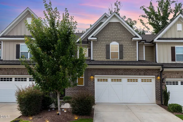 $2,650 | 2510 Rambling Creek Road, Apex, NC 27523