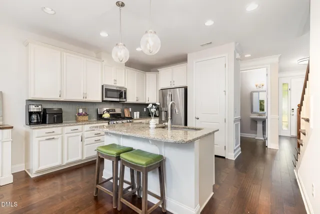 $2,650 | 2510 Rambling Creek Road, Apex, NC 27523