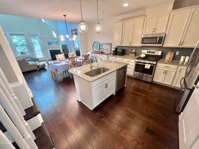 $2,650 | 2510 Rambling Creek Road, Apex, NC 27523