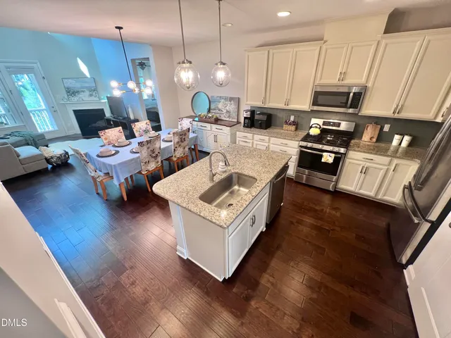 $2,650 | 2510 Rambling Creek Road, Apex, NC 27523