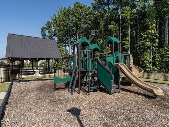 $2,650 | 2510 Rambling Creek Road, Apex, NC 27523