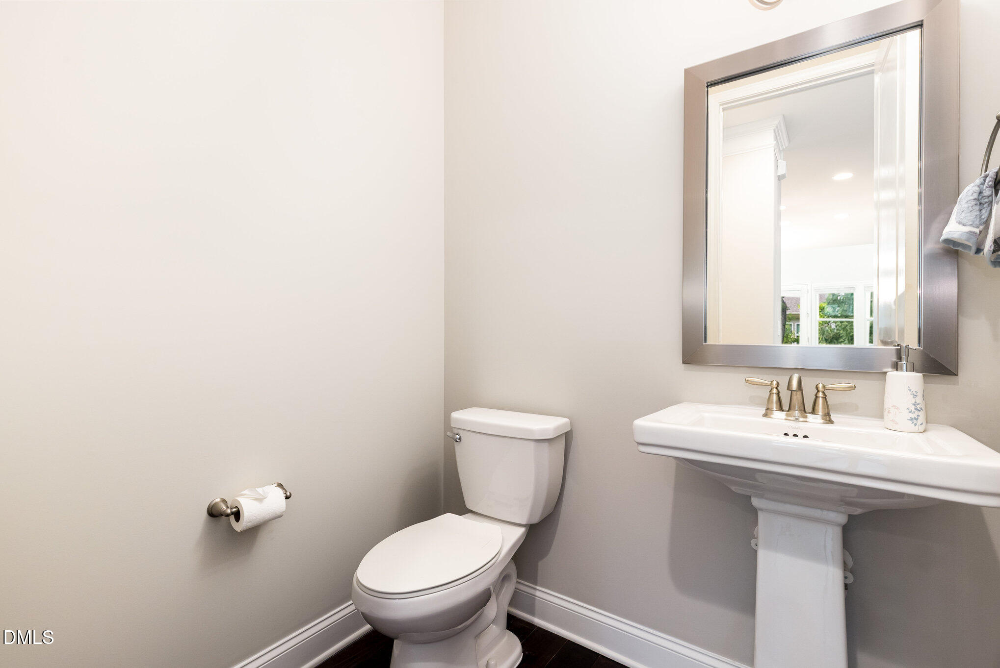 2510 Rambling Creek Road Apex, NC 27523 - Photo 9 of 55 img_0411-edit_376