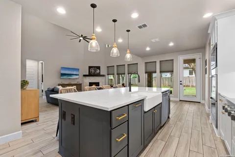 $899,000 | 28703 Inverness Pass, Boerne, TX 78006
