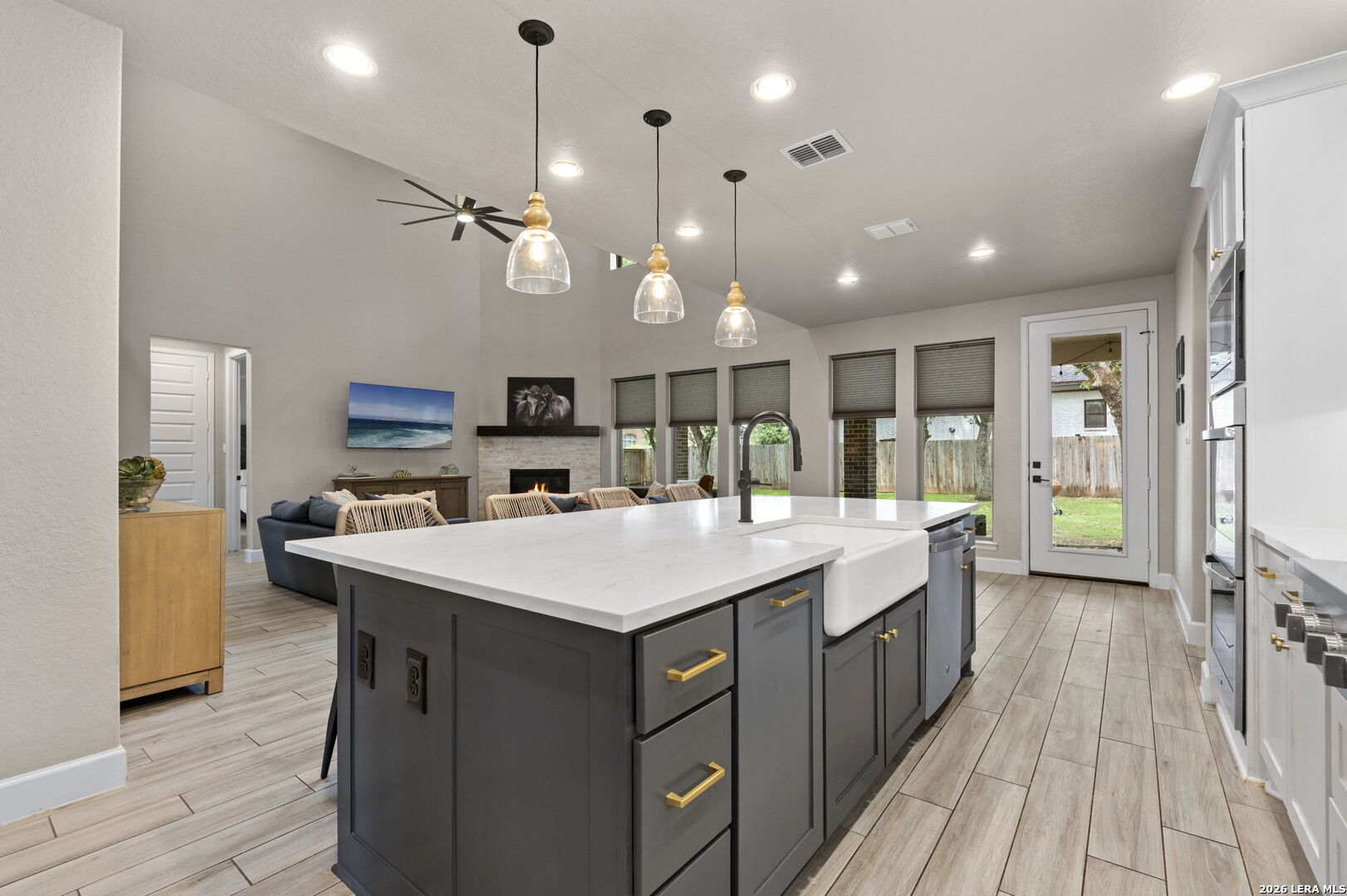 28703 Inverness Pass Boerne, TX 78006 - Photo 14 of 46
