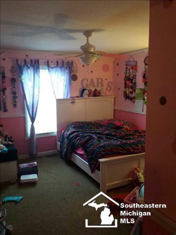 4337 Dewey Road Newport, MI 48166 - Photo 10 of 17 Second Bedroom