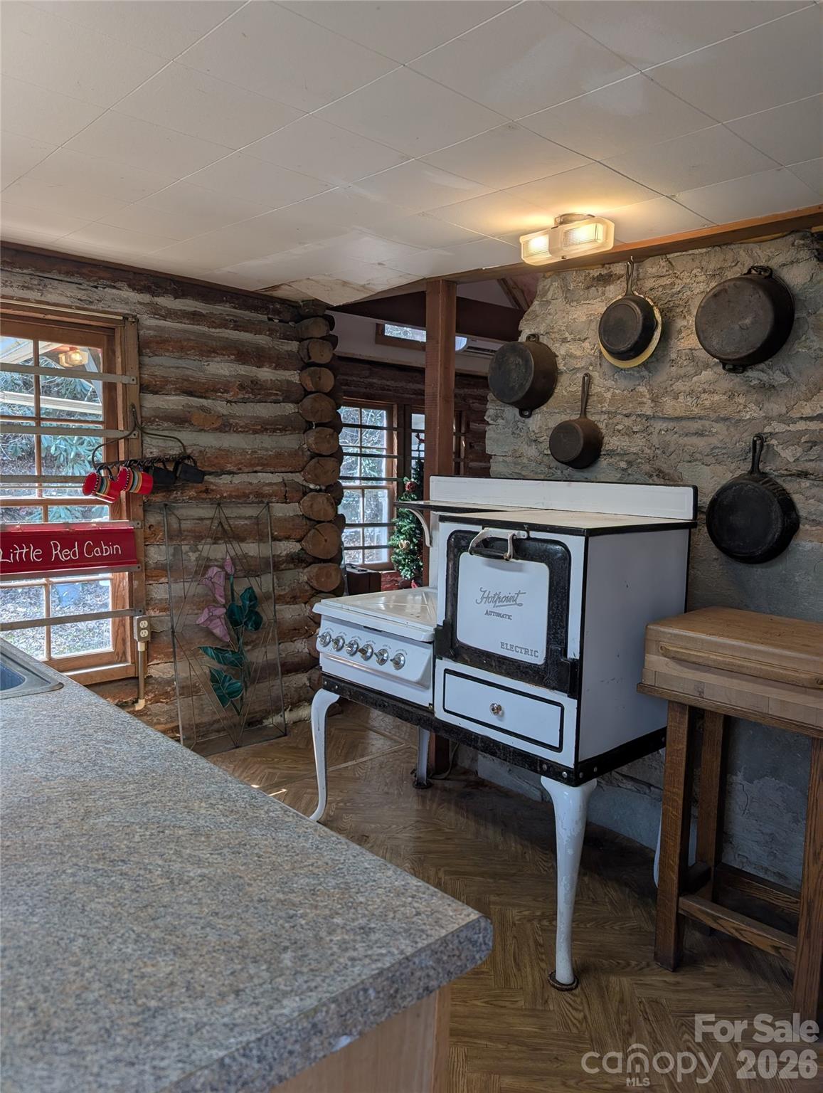 6712 Globe Road Lenoir, NC 28645 - Photo 4 of 24