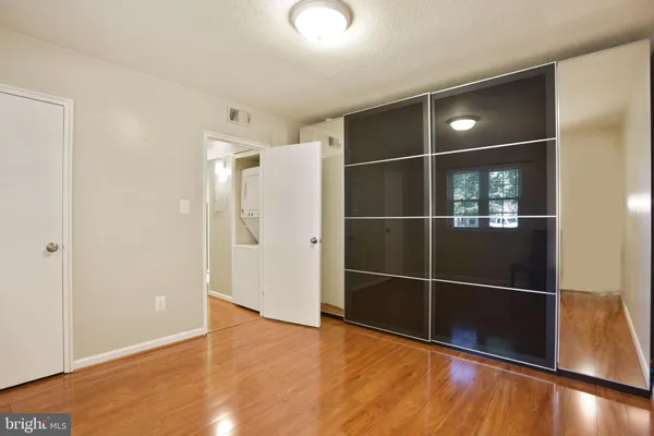 $1,800 | 2919 Willston Place, Unit 101, Falls Church, VA 22044