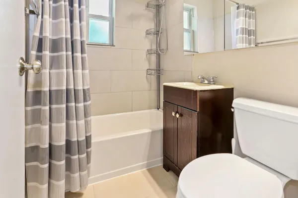 $1,800 | 2919 Willston Place, Unit 101, Falls Church, VA 22044