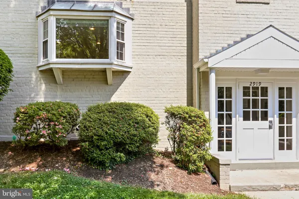 $1,800 | 2919 Willston Place, Unit 101, Falls Church, VA 22044