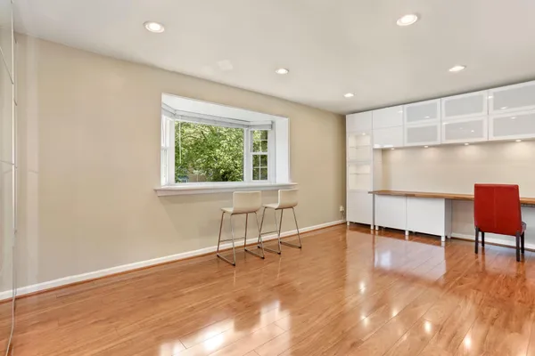 $1,800 | 2919 Willston Place, Unit 101, Falls Church, VA 22044