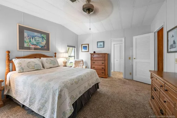 $2,300 | 7894 Southeast Saratoga Drive, Hobe Sound, FL 33455