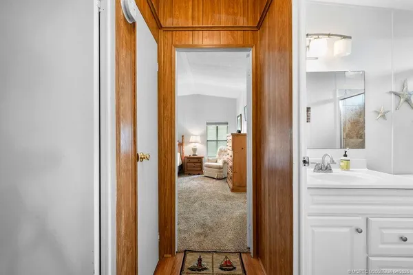 $2,300 | 7894 Southeast Saratoga Drive, Hobe Sound, FL 33455