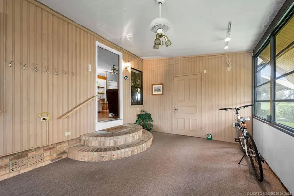 $2,300 | 7894 Southeast Saratoga Drive, Hobe Sound, FL 33455