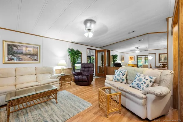 $2,300 | 7894 Southeast Saratoga Drive, Hobe Sound, FL 33455