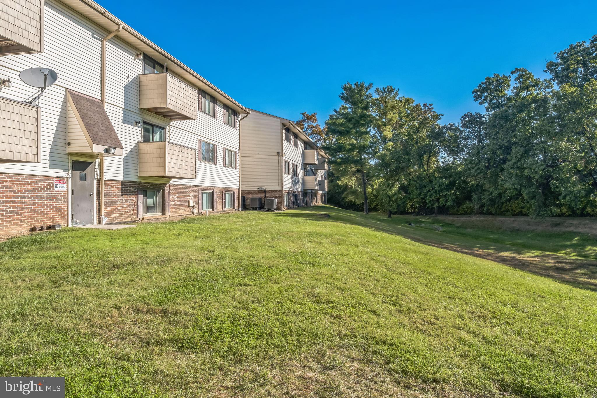 19501 Gunners Branch Road, Unit F Germantown, MD 20876 - Photo 29 of 32