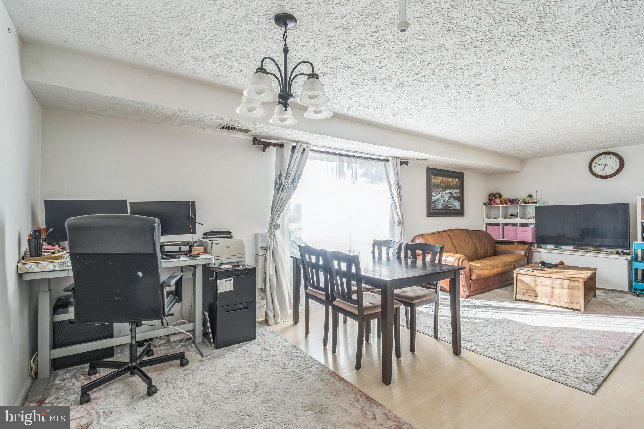 19501 Gunners Branch Road, Unit F Germantown, MD 20876 - Photo 8 of 32