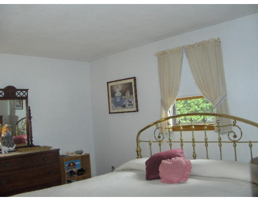 55 Howe Street Methuen, MA 01844 - Photo 8 of 9 Gallery Image 8