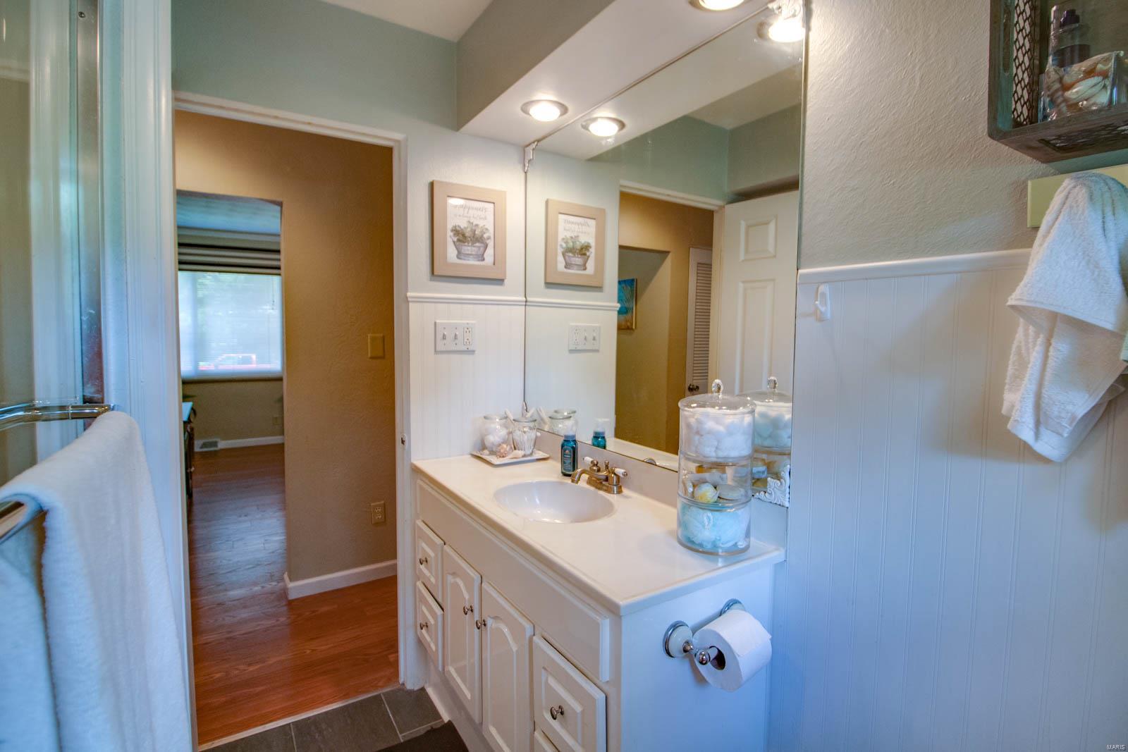 903 Pardee Road Godfrey, IL 62035 - Photo 19 of 50 Gallery Image 19