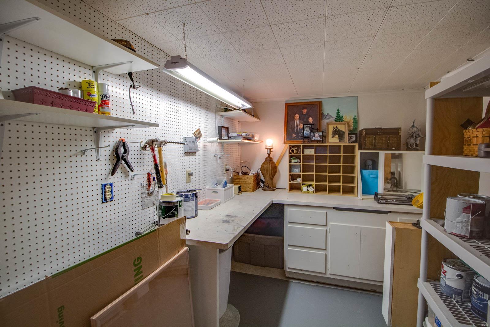 903 Pardee Road Godfrey, IL 62035 - Photo 29 of 50 Gallery Image 29