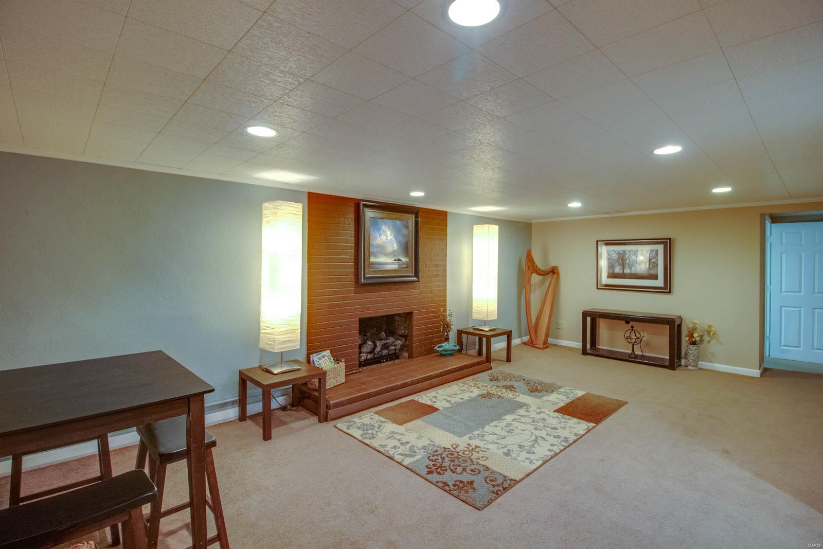 903 Pardee Road Godfrey, IL 62035 - Photo 33 of 50 Gallery Image 33