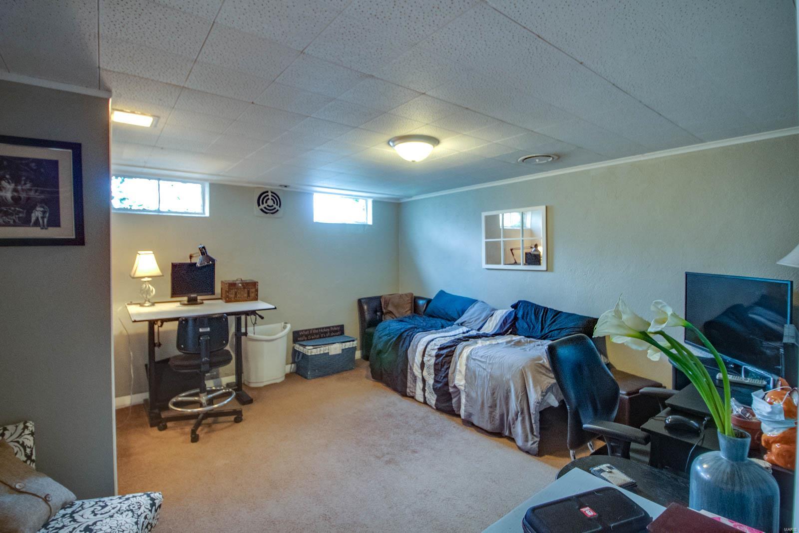 903 Pardee Road Godfrey, IL 62035 - Photo 34 of 50 Gallery Image 34
