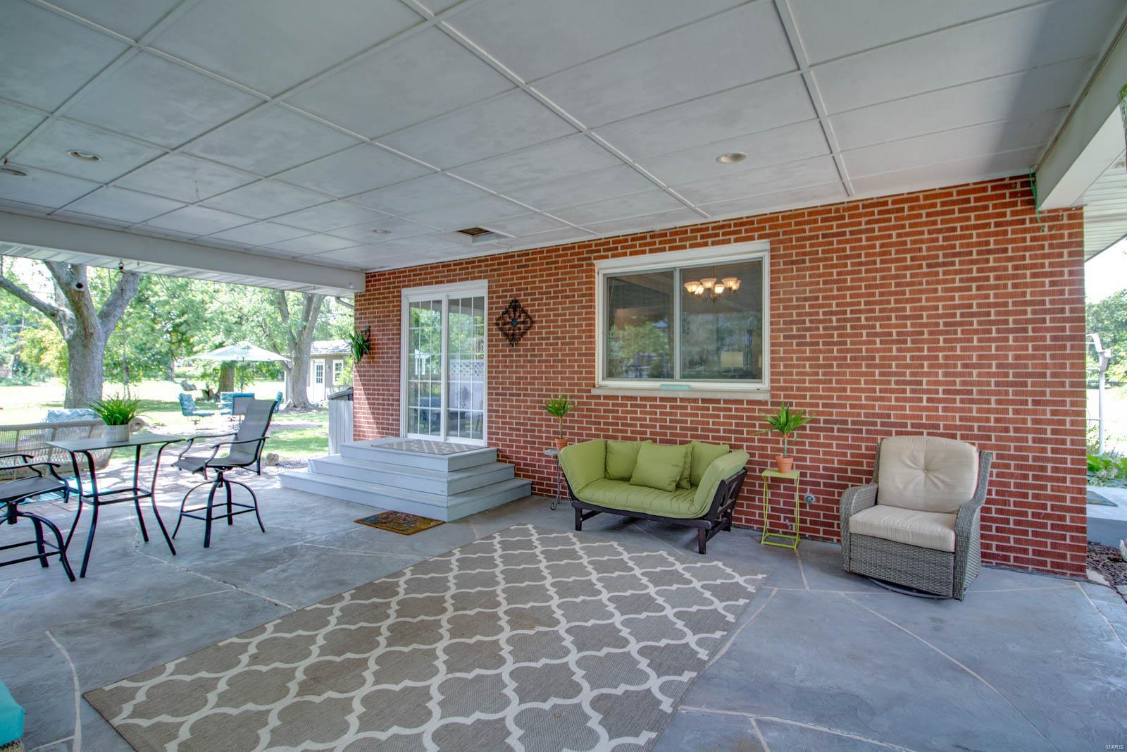 903 Pardee Road Godfrey, IL 62035 - Photo 37 of 50 Gallery Image 37