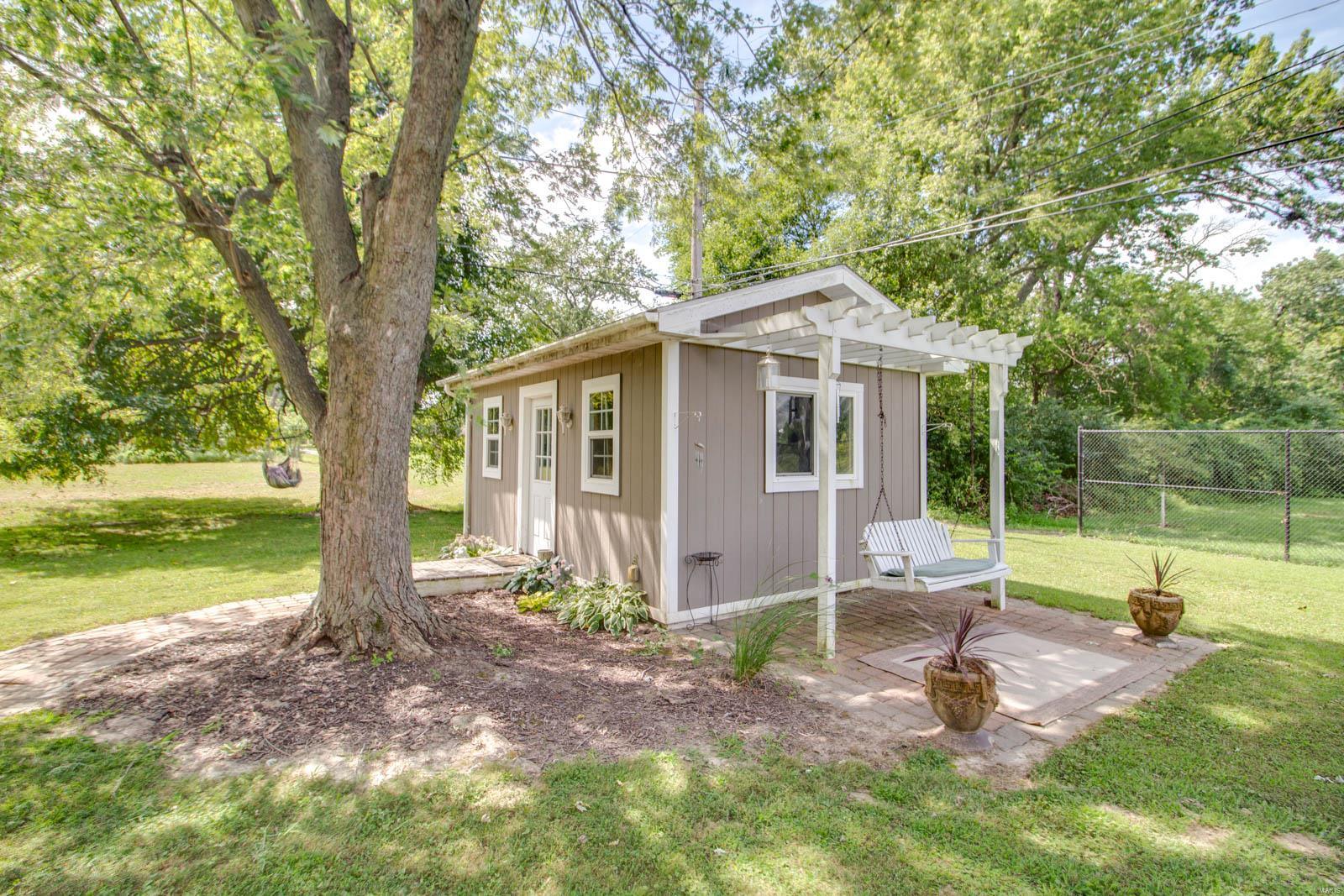 903 Pardee Road Godfrey, IL 62035 - Photo 42 of 50 Gallery Image 42