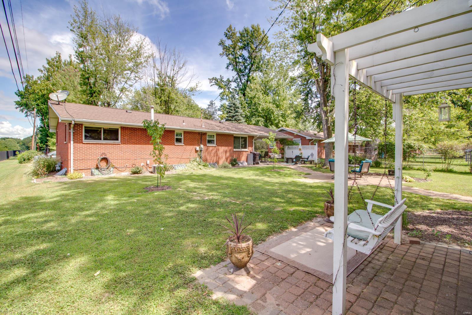 903 Pardee Road Godfrey, IL 62035 - Photo 46 of 50 Gallery Image 46