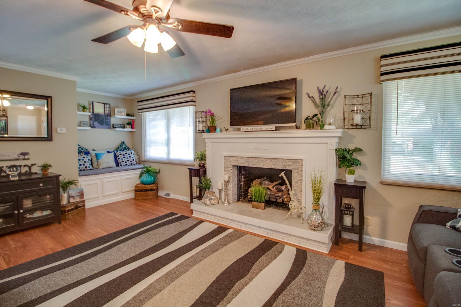 903 Pardee Road Godfrey, IL 62035 - Photo 8 of 50 Gallery Image 8