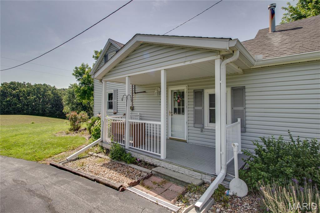 18907 Grange Hall Road Brighton, IL 62012 - Photo 15 of 47
