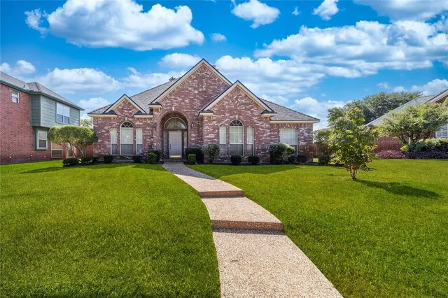 $2,650 | 3200 Heatherbrook Drive, Plano, TX 75074