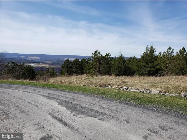 $74,900 | 12223 Summit Place, Frostburg, MD 21532