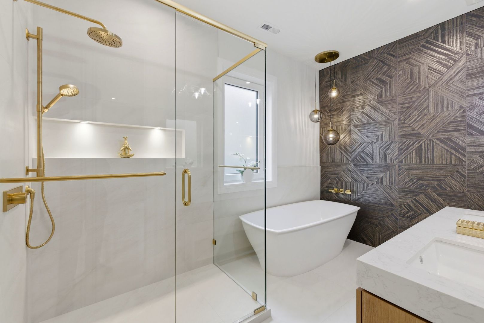 5725 North Ridge Avenue Chicago, IL 60660 - Photo 38 of 60 Gallery Image 38