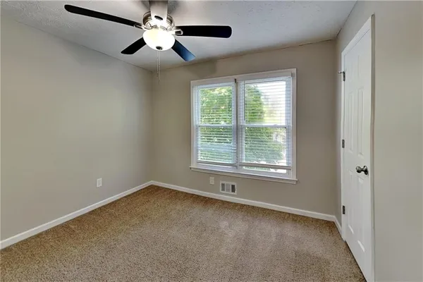 $1,940 | 434 Robin Hood Drive, Douglasville, GA 30134