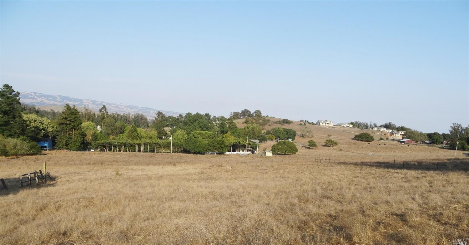 985 Pepper Road Petaluma, CA 94952 - Photo 1 of 1 Gallery Image 1