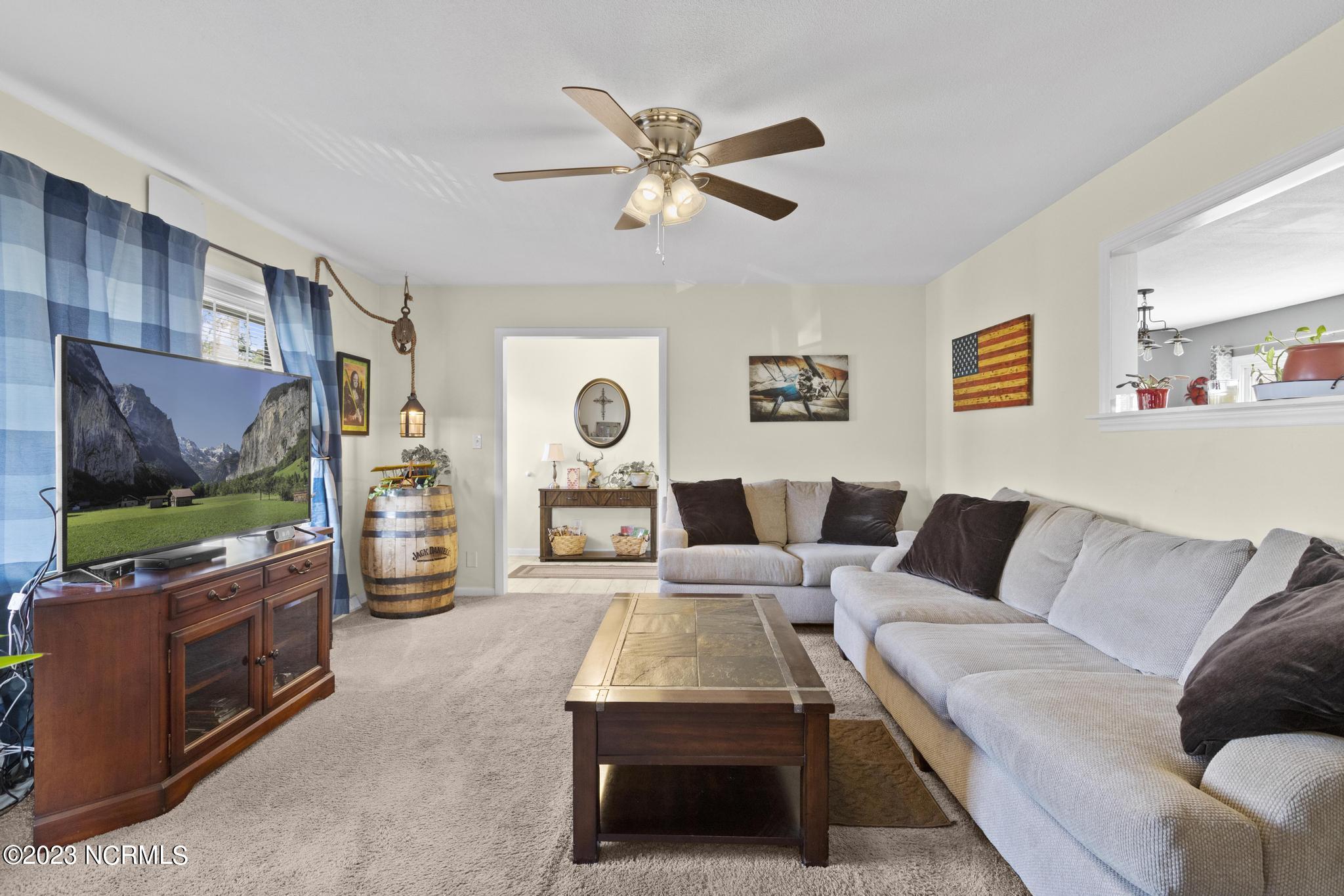 23 Edith Drive Jacksonville, NC 28540 - Photo 7 of 30 IMG_5491