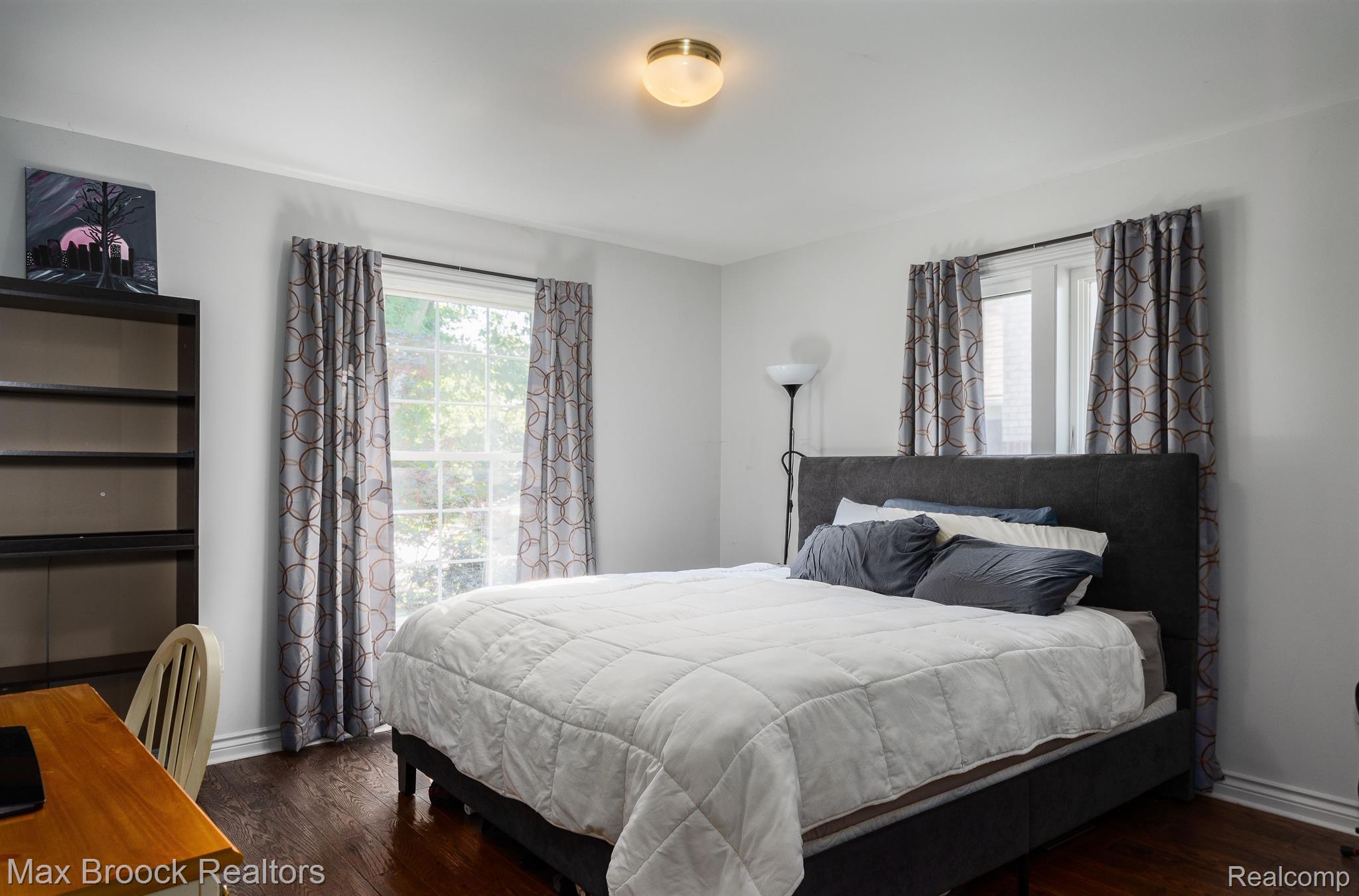46 Ridge Road Pleasant Ridge, MI 48069 - Photo 28 of 53 Upper Level Northwest Bedroom