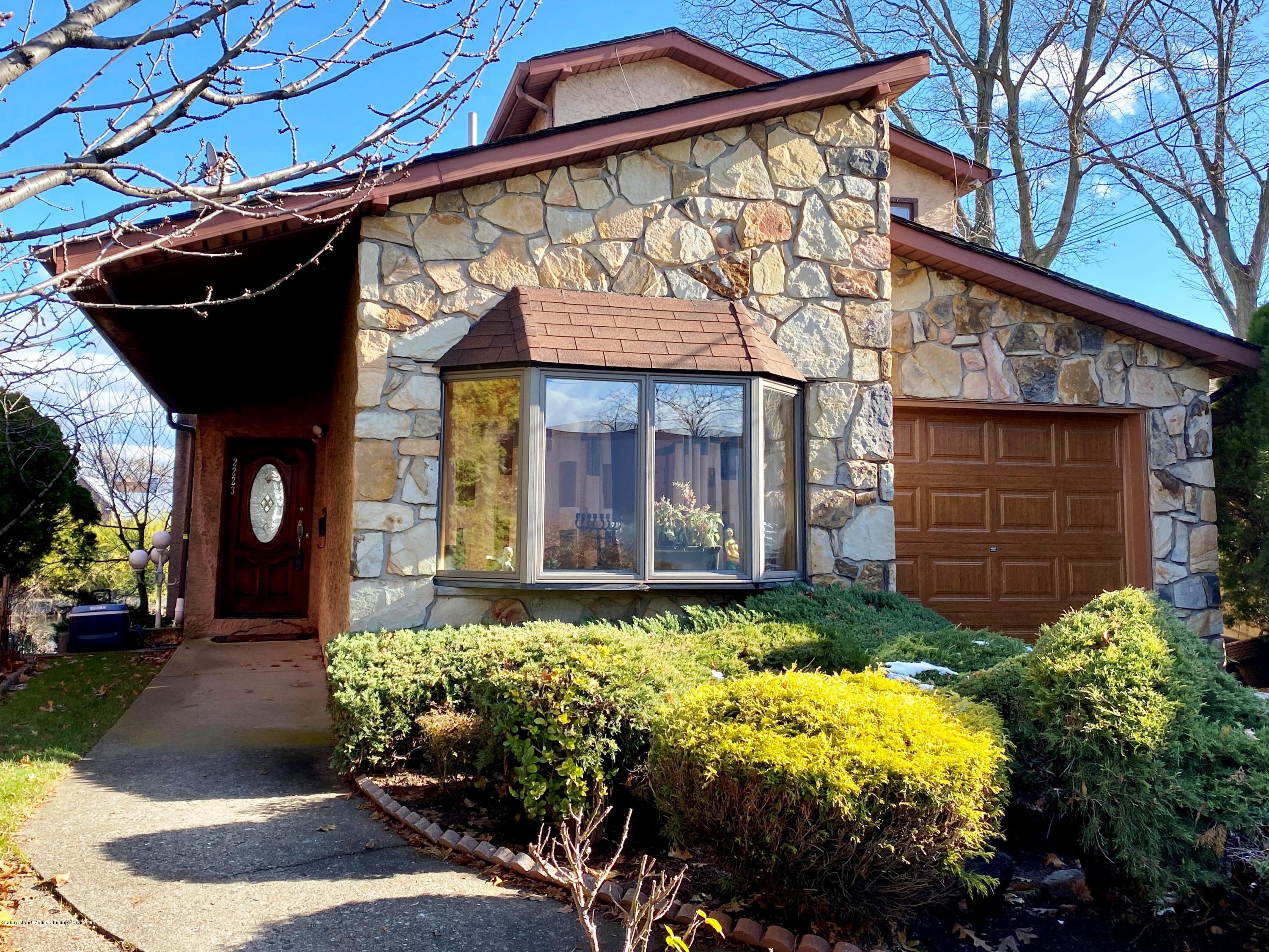 2223 Clove Road Staten Island, NY 10305 - Photo 1 of 46 (1) Front