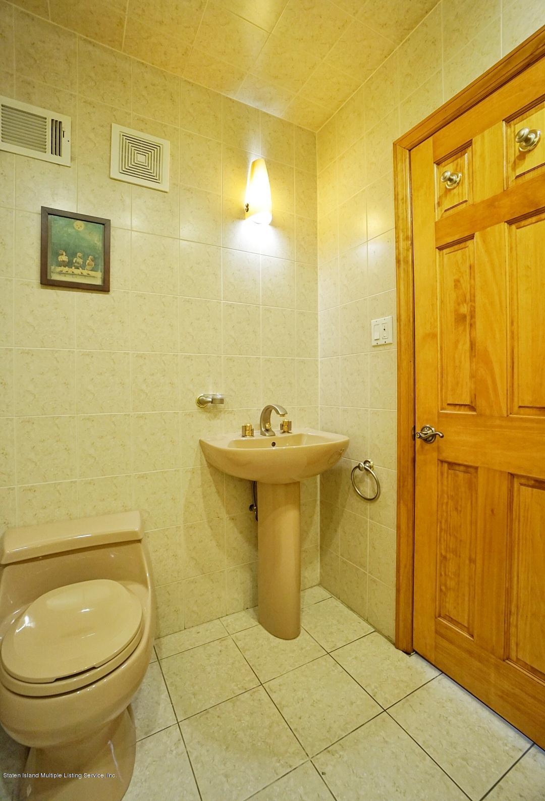 2223 Clove Road Staten Island, NY 10305 - Photo 20 of 46 (20) Half Bath Main Level