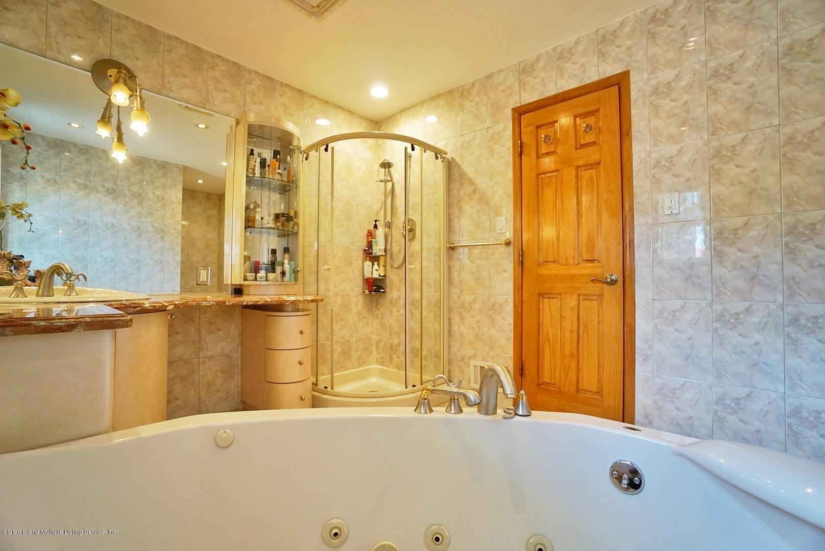 2223 Clove Road Staten Island, NY 10305 - Photo 30 of 46 (30) Full Bath Level 3