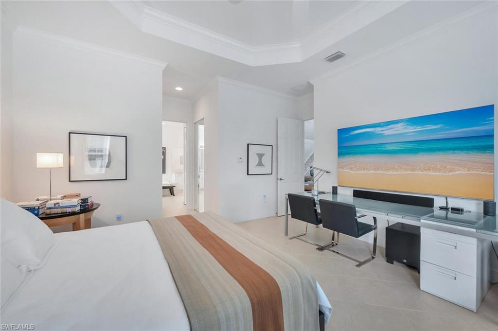 6577 Marbella Lane Naples, FL 34105 - Photo 20 of 45