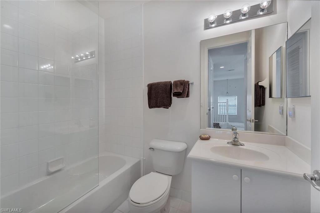 6577 Marbella Lane Naples, FL 34105 - Photo 26 of 45