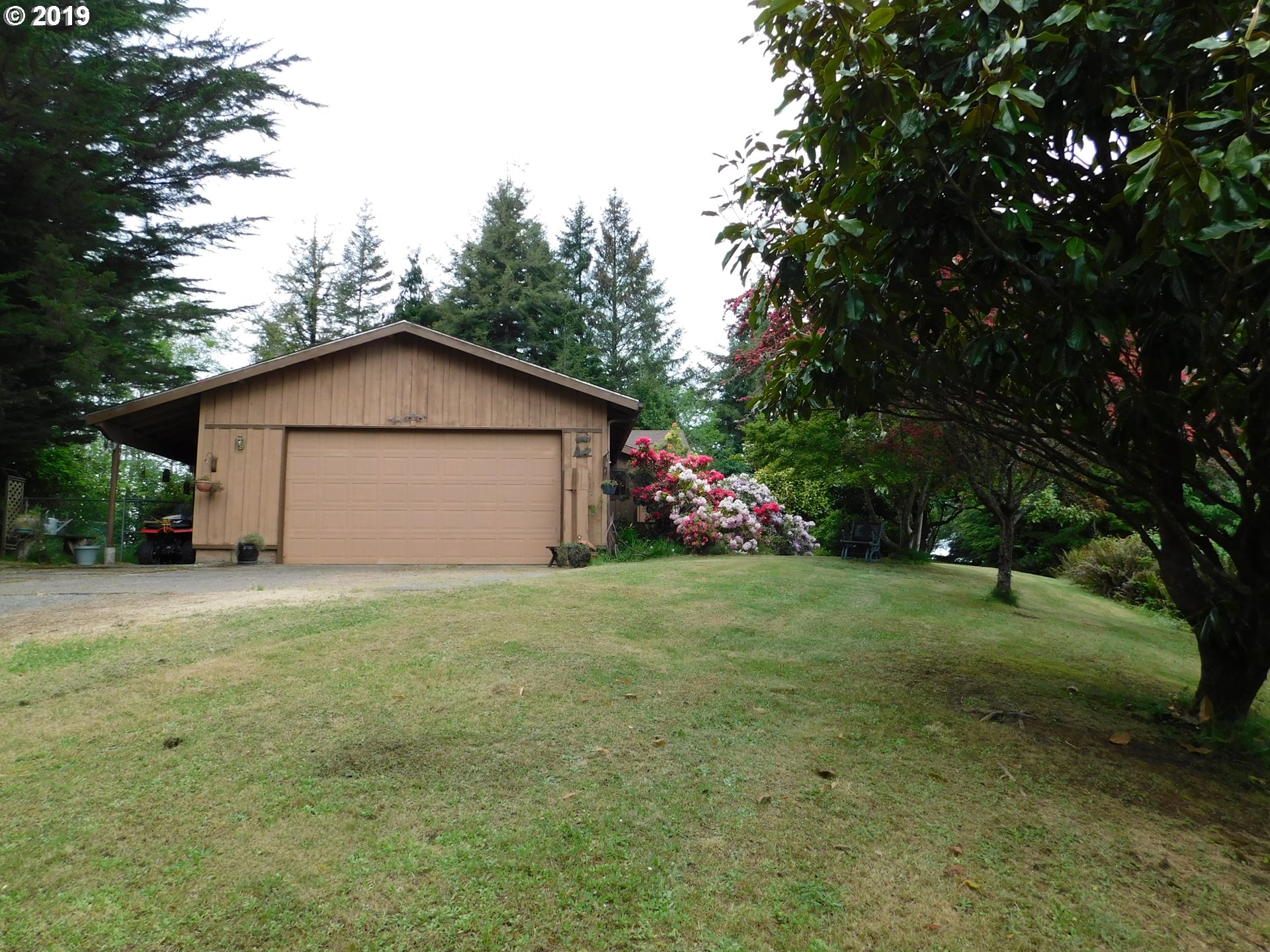 57357 Harlocker Hill Road Coquille, OR 97423 - Photo 4 of 32 Gallery Image 4