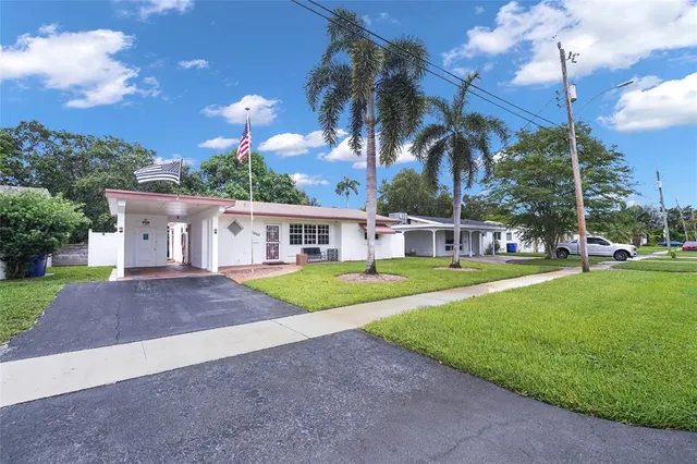 $540,000 | 2011 North 31st Avenue, Hollywood, FL 33021