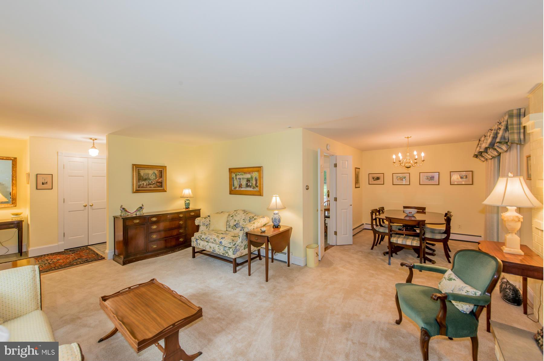 3306 Sharp Road Glenwood, MD 21738 - Photo 5 of 30 Living Room