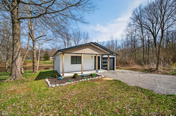 $230,000 | 301 Beech Road, North Vernon, IN 47265