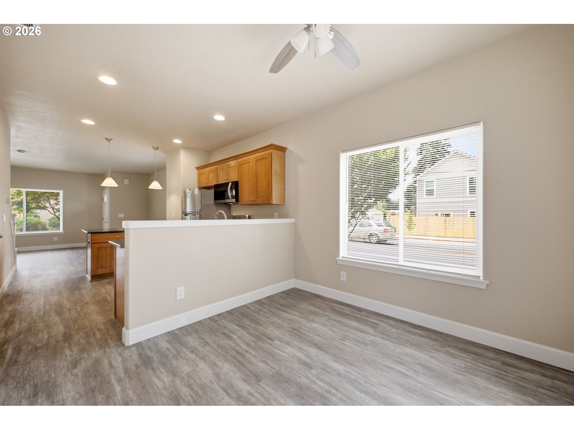 6136 Southeast Duke Street Portland, OR 97206 - Photo 10 of 42